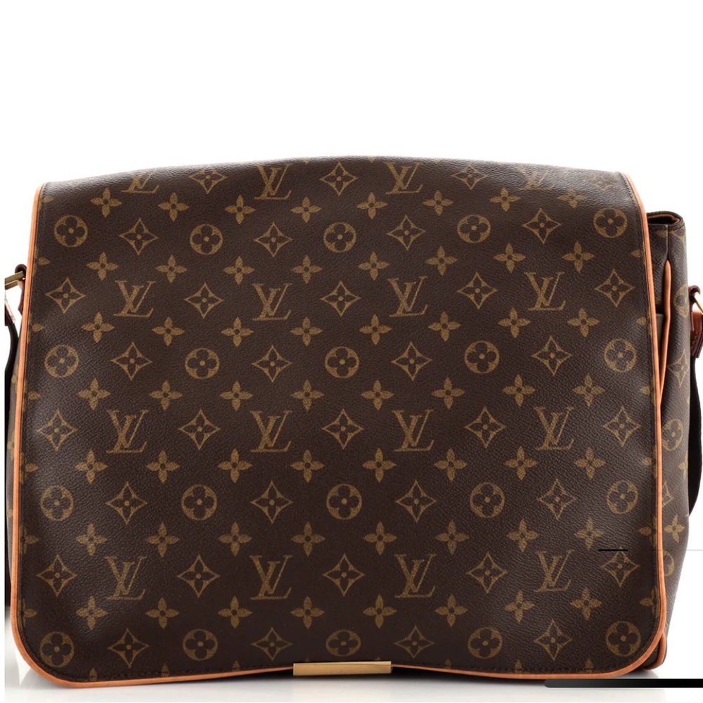 Louis Vuitton
Abbesses Messenger Bag Monogram Canva